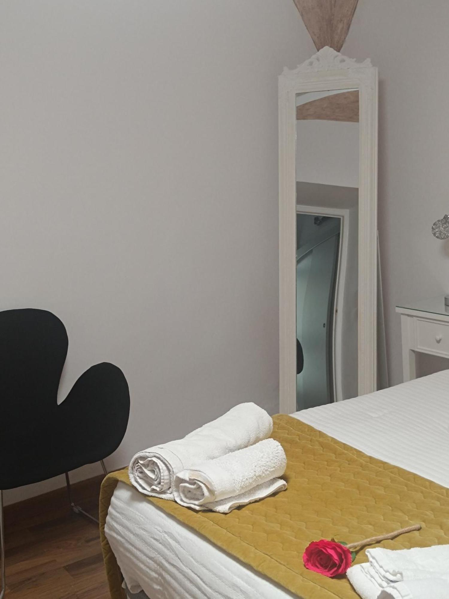 Flor De Lis 1 Apartment Caceres Exterior photo